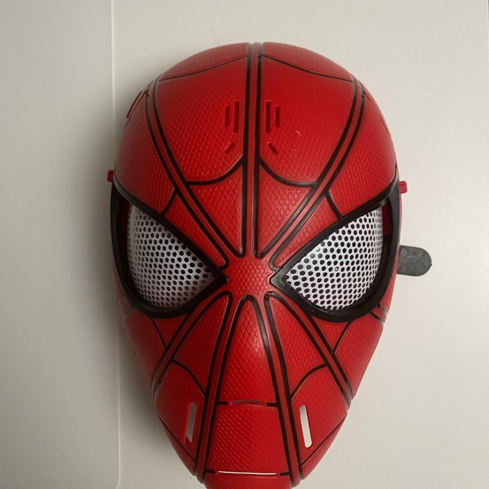 Spiderman mask